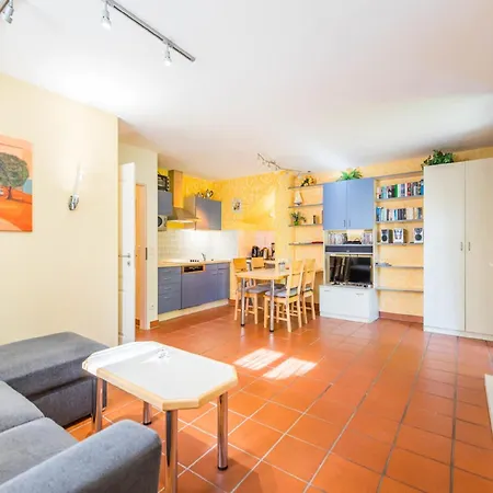 Rugana - Klassik Mit 1 Schlafzimmer Und Terrasse A43 Dranske